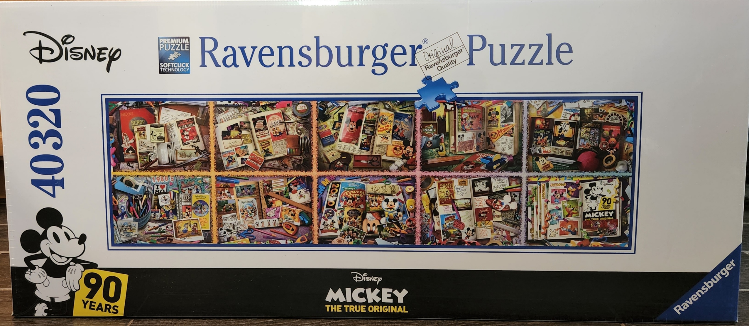 Ravensburger Puzzle of 40.000 pieces: Mickey Mouse (40320 pieces exactly)